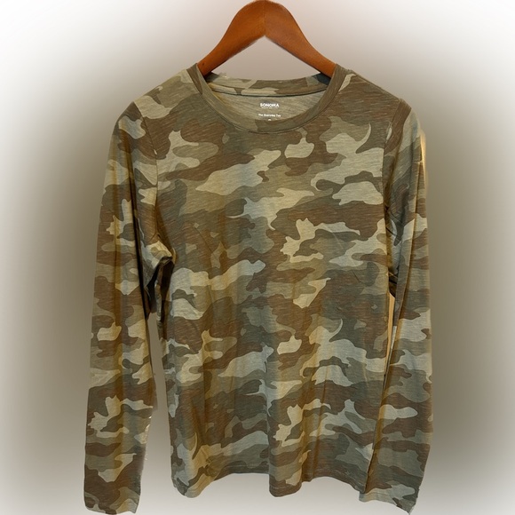 Sonoma long sleeve Camo top (NWOT) - Picture 1 of 3